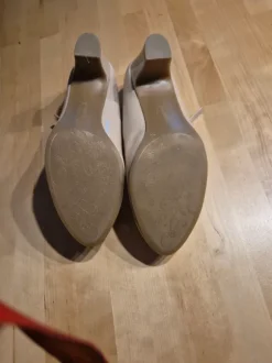 Graceland NEU Beige Spangenpumps Gr. 42