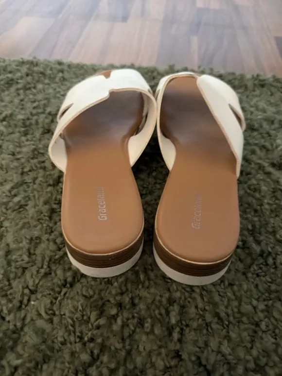 Graceland Sandals – Size 39