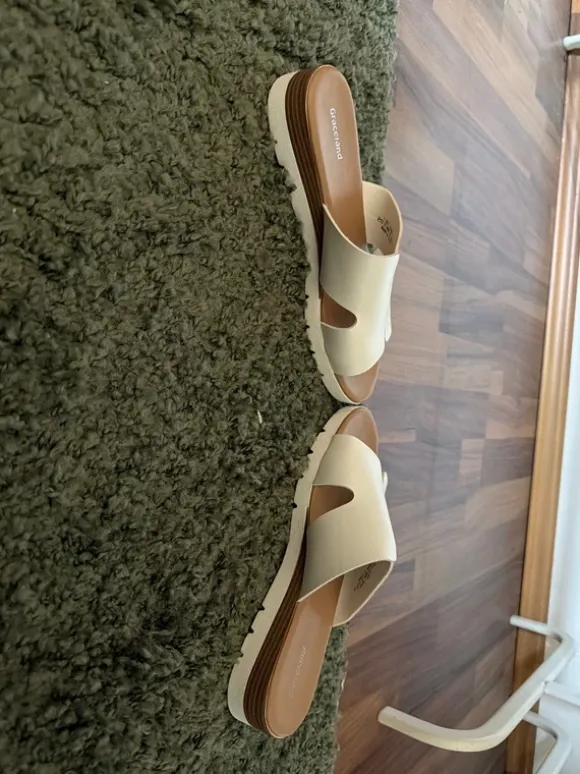 Graceland Sandals – Size 39