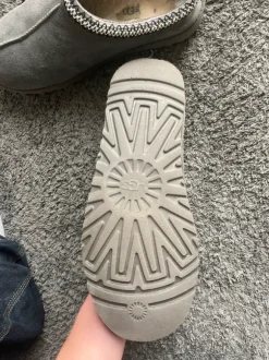 Graue Schuhe / für zuhause , draußen