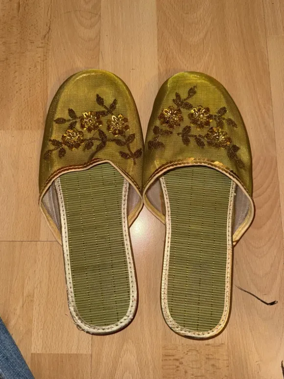 grüne glitzer schlappen