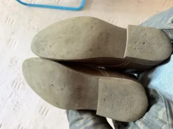 Guess boots