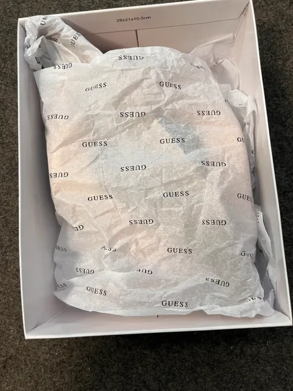 Guess Schuhe