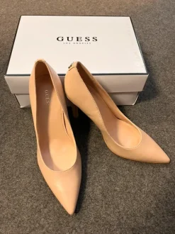 Guess Schuhe