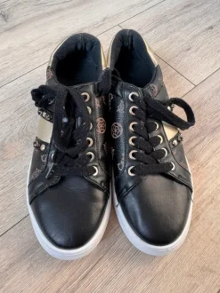 Guess Sneaker