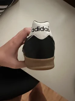 Hallen Schuhe