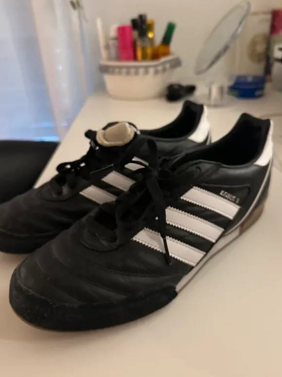 Hallen Schuhe