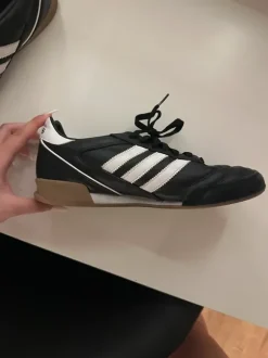 Hallen Schuhe