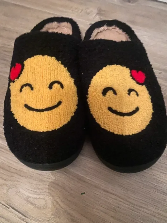 Hausschuhe mit Emoji Größe 42