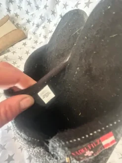 Hausschuhe nagelneu sehr hochwertig Schwarzwälder