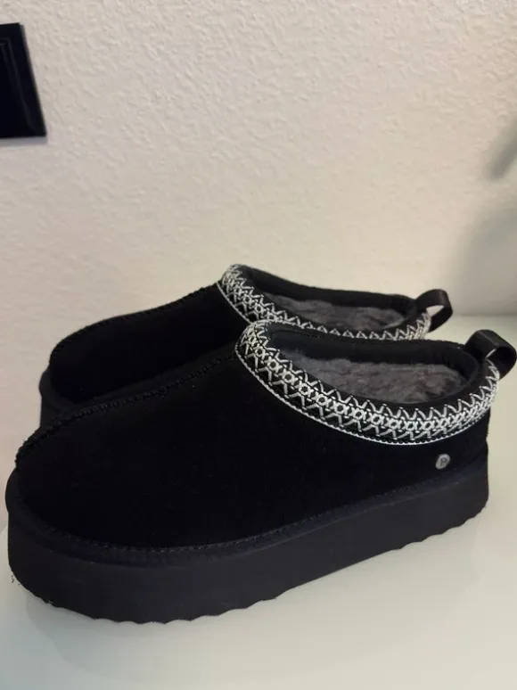 Hausschuhe Plateau Schuhe schwarz Größe 37
