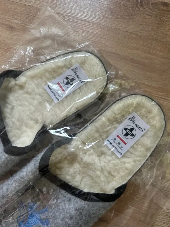 Hausschuhe, zuhause Schuhe in 43, Kunstfell