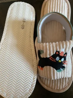 Hausschuhe/Pantoffeln Unisex mit Katzen Gr.40/41 & Überraschung