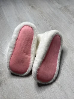Hello Kitty Hausschuhe // Schuhe