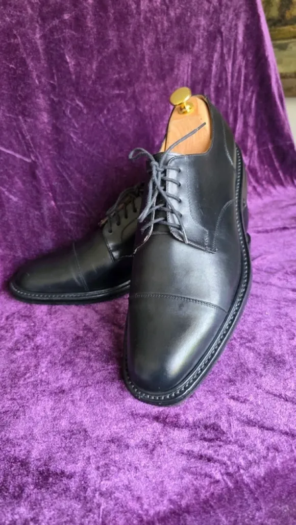 Herren Derby " Finsbury " Gr.43