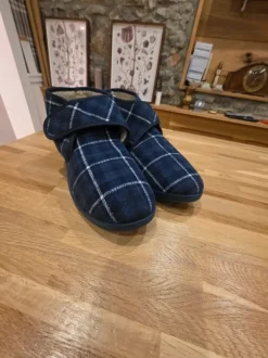 Herren Hausschuhe Senioren Schuhe Gr. 43