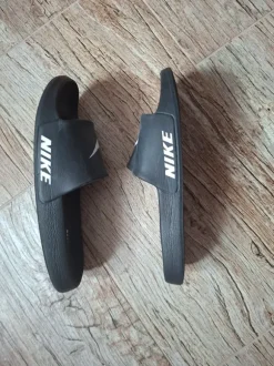 Herrenbadelatschen von Nike Gr45