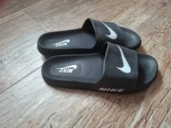 Herrenbadelatschen von Nike Gr45