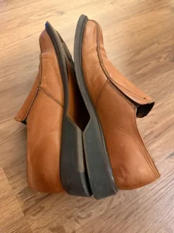 Herrenschuhe, Marke Base