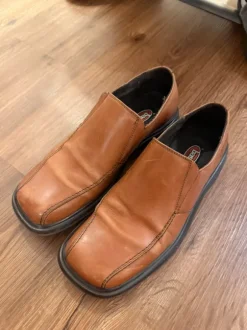 Herrenschuhe, Marke Base