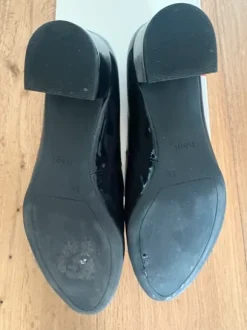Högl Pumps schwarz Lackleder Größe 39,5