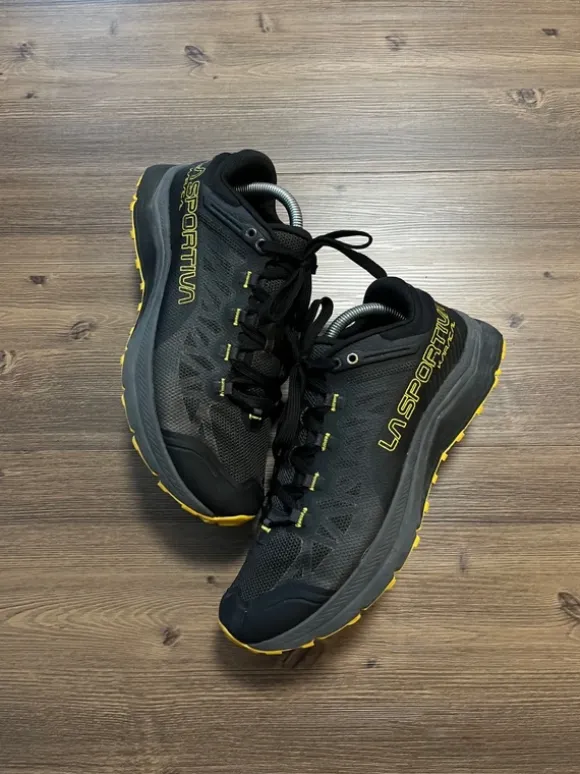 Hiking shoes La Sportiva Karacal