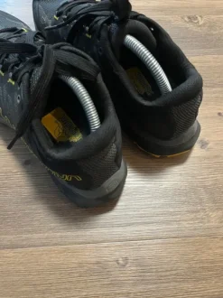 Hiking shoes La Sportiva Karacal