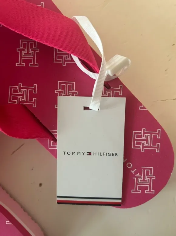 Hilfiger Flip Flops