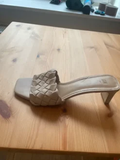 H&M heeled slides