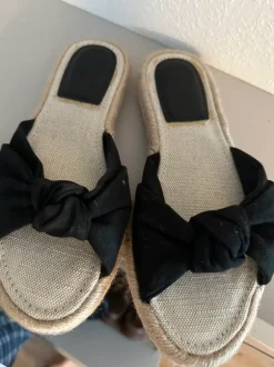 H&M Sandalen