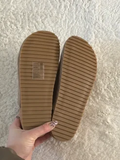 H&M Slipper