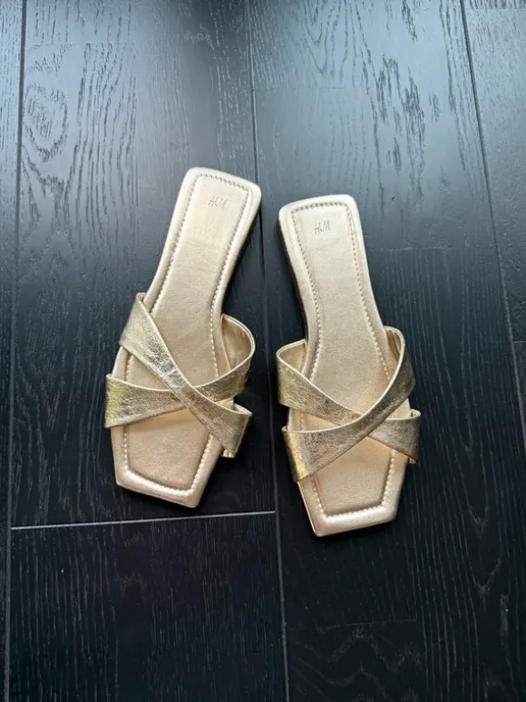 H&M Sommersandalen in Gold, Gr 40