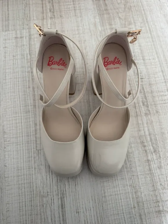 Hohe Schuhe