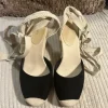 Hohe Sommerschuhe