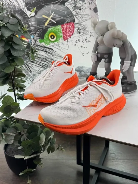 Hoka Mach 6 45 E11942