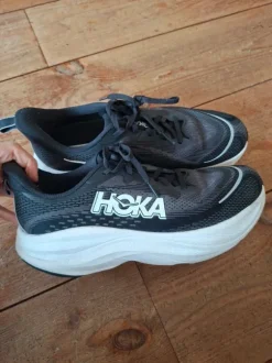 Hoka Skyflow
