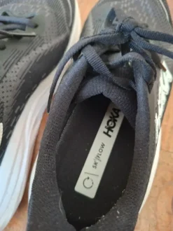 Hoka Skyflow