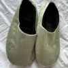 House slippers in floral silk