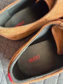 Hugo Boss Derby-Schuhe aus Wildleder Braun
