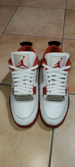 Jordan 4 Bianche e Rosse Fire red
