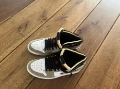 Jordan 1 maat 44,5