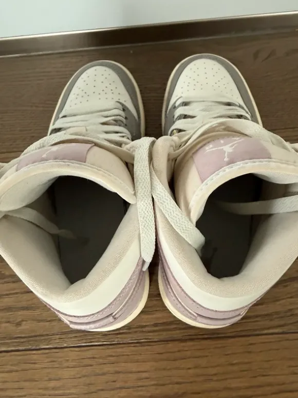 Jordan 1 Mid, EU 37.5