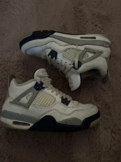 Jordan 4 midnight navy