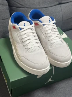 Jordan Flight Court Weiß (EUR 45.5)