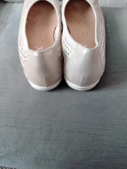 Junger Ballerina Caprice, Neu!