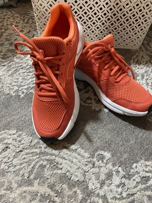 Kalenji Laufschuhe Orange/Coral Gr. 37 – sehr leicht & bequem