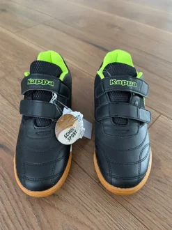 Kappa Sportschuhe Hallenschuhe neu gr.37 mit Klettverschluss schwarz
