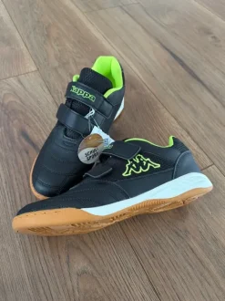 Kappa Sportschuhe Hallenschuhe neu gr.37 mit Klettverschluss schwarz