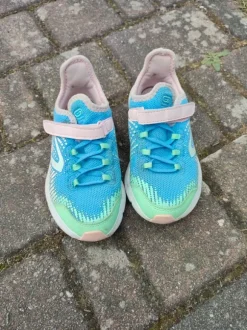 Kaum getragene Sneaker Turnschuhe mega bequem 31
