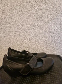 Keilabsatz schwarz Damenschuhe Klettverschluss 37 Venturini
